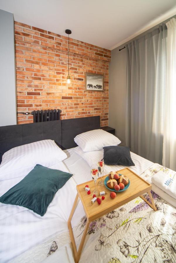 Maya's Flats&resorts 60 - Miłości